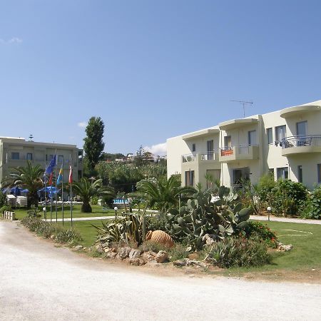 פלטניאס Rania Hotel Apartments מראה חיצוני תמונה